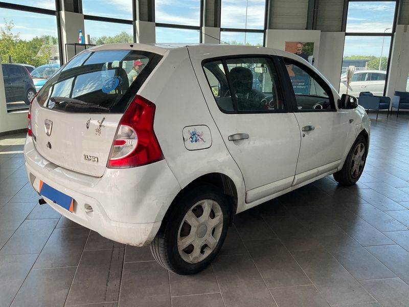 Dacia Sandero 1.4 LPG Laureate 2009 – снимка 2