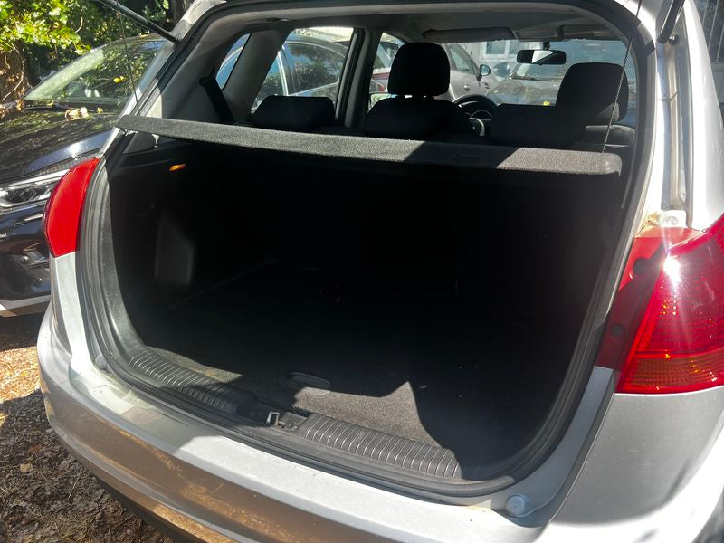 Kia Venga 1.4 CRDi Easy 2013 – снимка 9