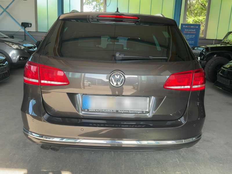 Volkswagen Passat 2.0 TDI Highline BlueMotion Tech 2013 – снимка на щета