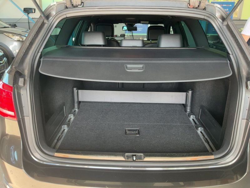 Volkswagen Passat 2.0 TDI Highline BlueMotion Tech 2013 – снимка 10