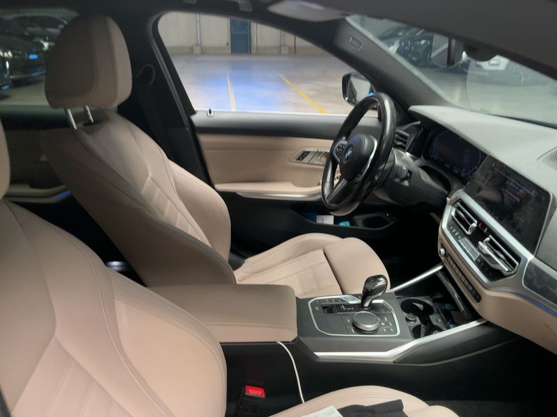BMW 3er 330e Luxury Line 2021 – снимка 16