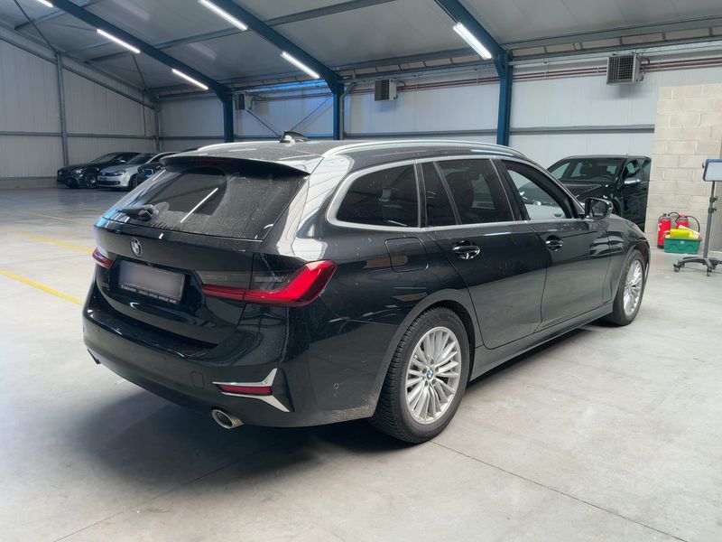 BMW 3er 330e Luxury Line 2021 – снимка 8