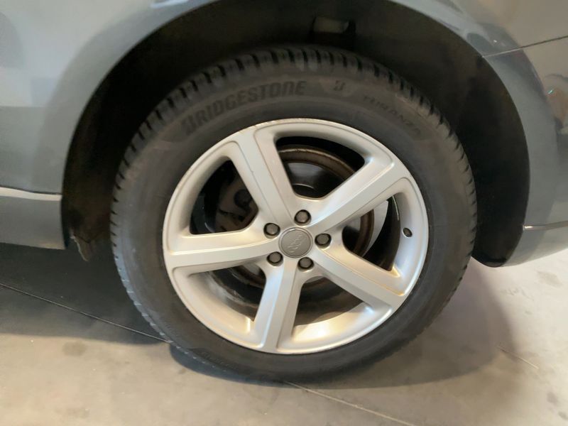 Audi Q5 2.0 TDI quattro S line 2011 – снимка 5