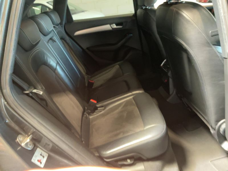Audi Q5 2.0 TDI quattro S line 2011 – снимка 20
