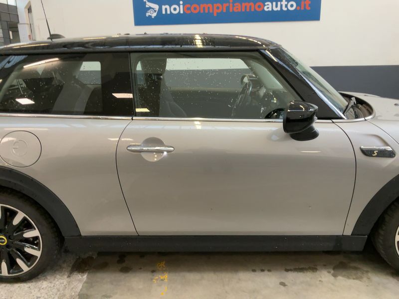 MINI Cooper SE Essential Trim 2023 – снимка 10