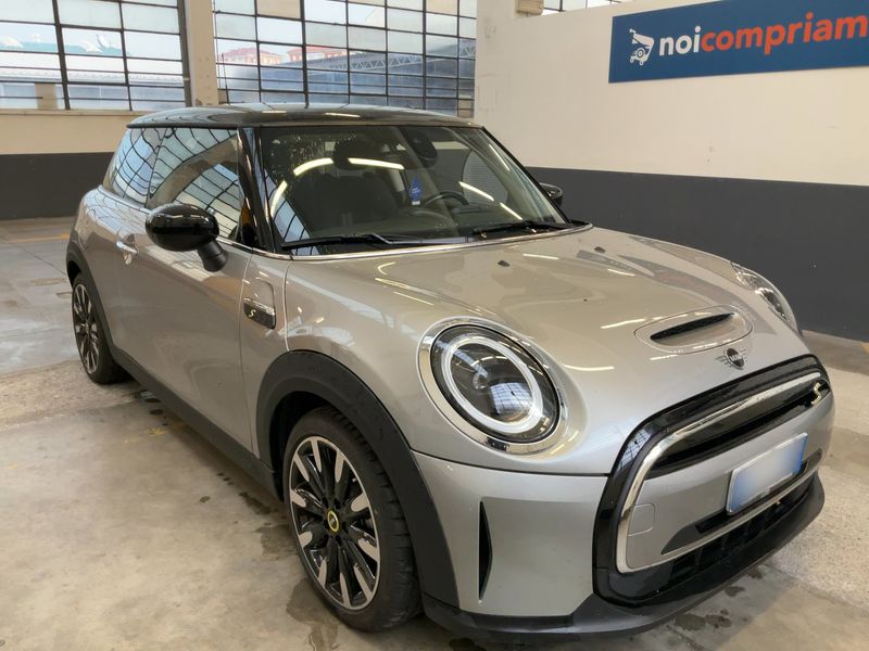 MINI Cooper SE Essential Trim 2023 – снимка 12