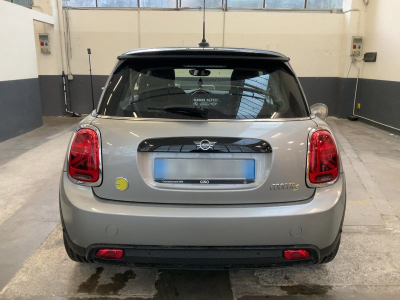 MINI Cooper SE Essential Trim 2023 – снимка 7