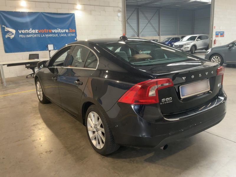 Volvo S60 2.0 D4 Momentum 2011 – снимка 6