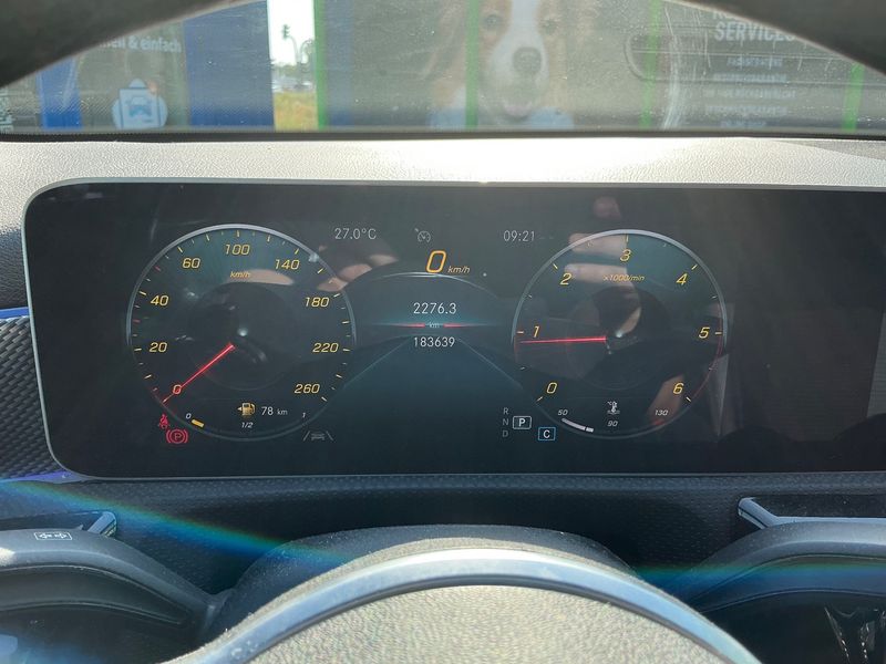 Mercedes-Benz A-Klasse A 180 d 2019 – снимка 19