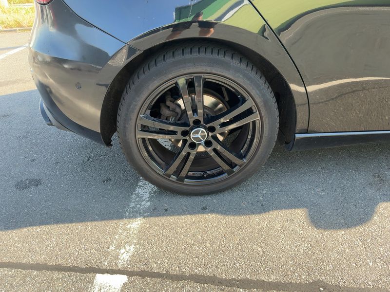 Mercedes-Benz A-Klasse A 180 d 2019 – снимка 9