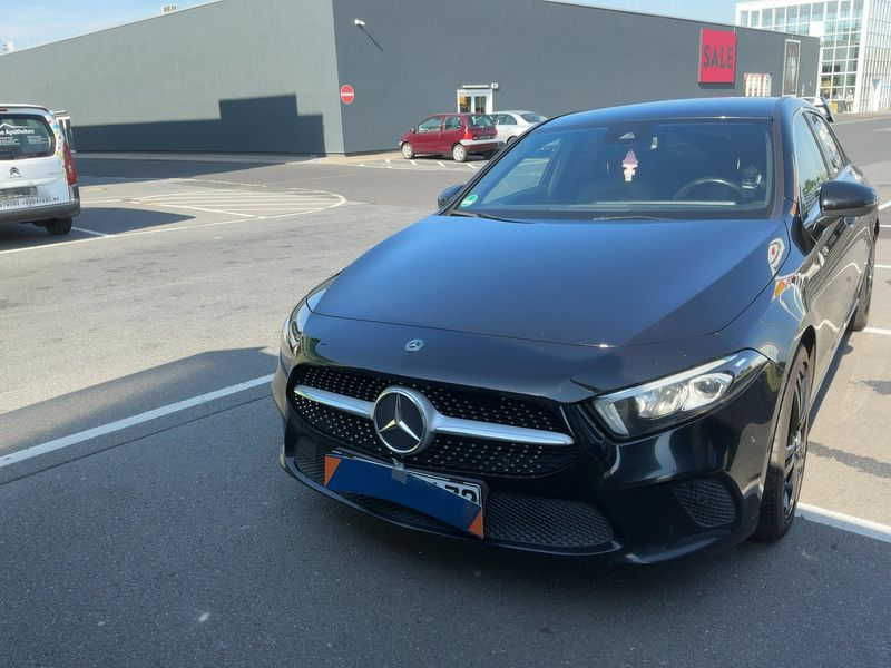 Mercedes-Benz A-Klasse A 180 d 2019 – снимка 14