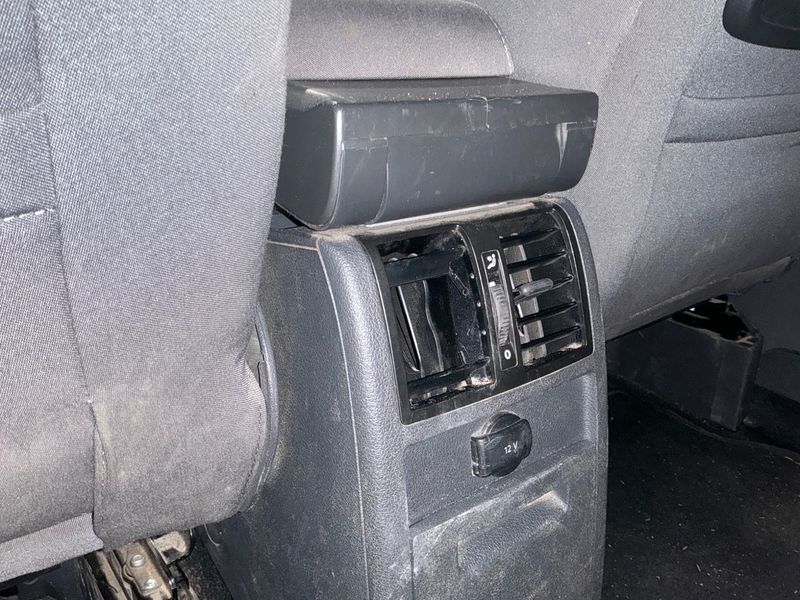 Volkswagen Touran 1.6 TDI Comfortline 2011 – снимка на щета 42