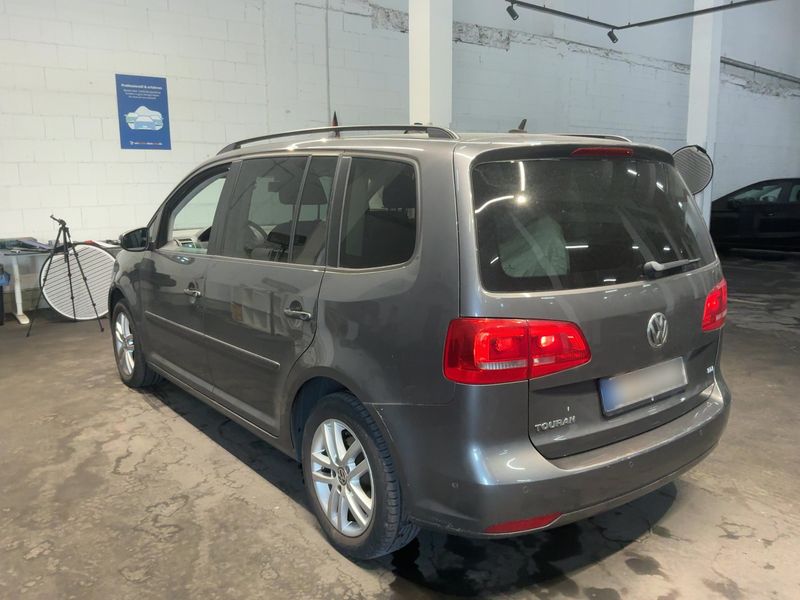 Volkswagen Touran 1.6 TDI Comfortline 2011 – снимка на щета 6