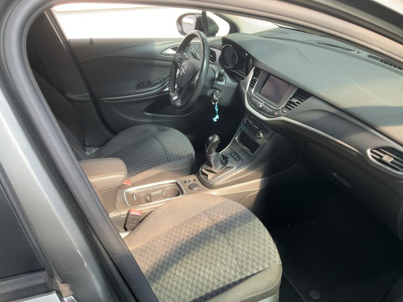 Opel Astra 1.2 Turbo Edition Start/Stop 2021 – снимка 17