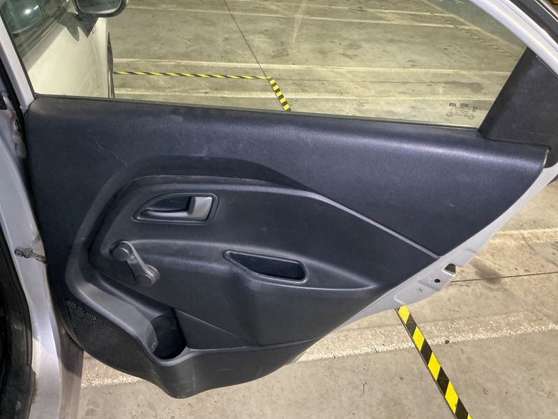 Kia Rio 1.1 CRDi Active 2016 – снимка 35