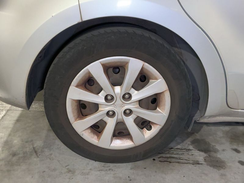 Kia Rio 1.1 CRDi Active 2016 – снимка 9