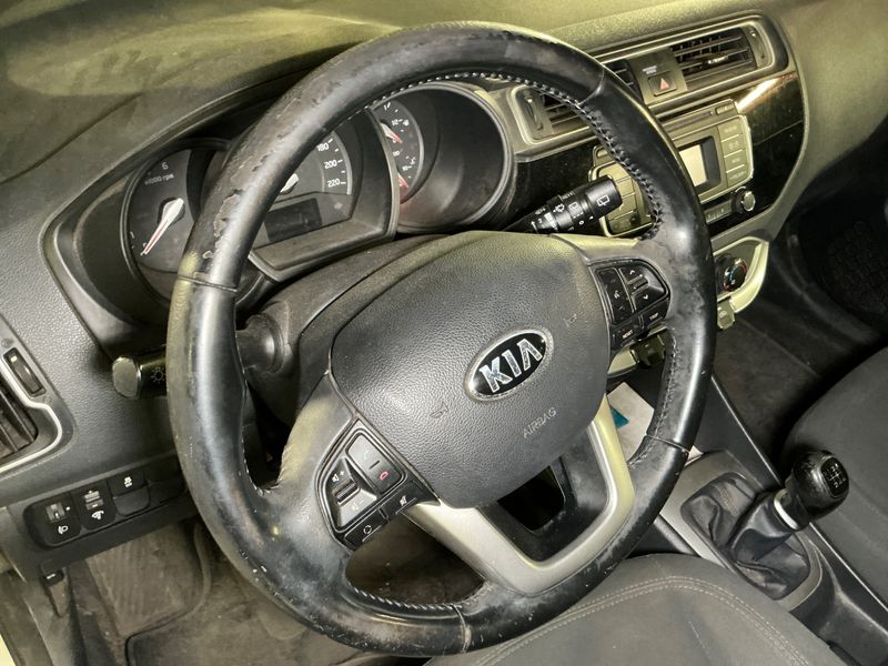 Kia Rio 1.1 CRDi Active 2016 – снимка 43