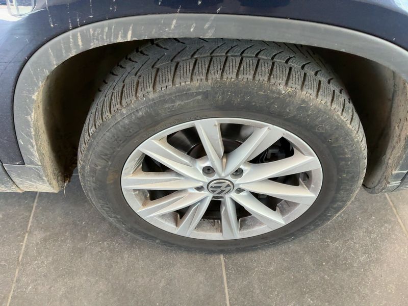 Volkswagen Tiguan 1.4 TSI Sport & Style BlueMotion Tech 2015 – снимка 11