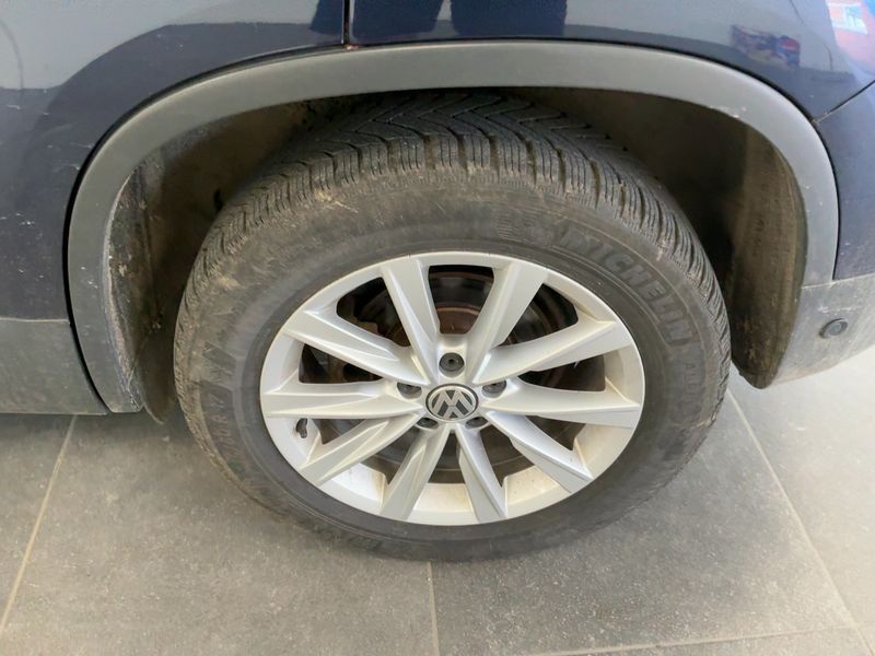 Volkswagen Tiguan 1.4 TSI Sport & Style BlueMotion Tech 2015 – снимка 5