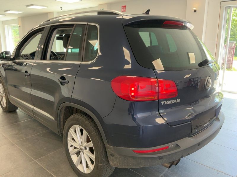 Volkswagen Tiguan 1.4 TSI Sport & Style BlueMotion Tech 2015 – снимка 6