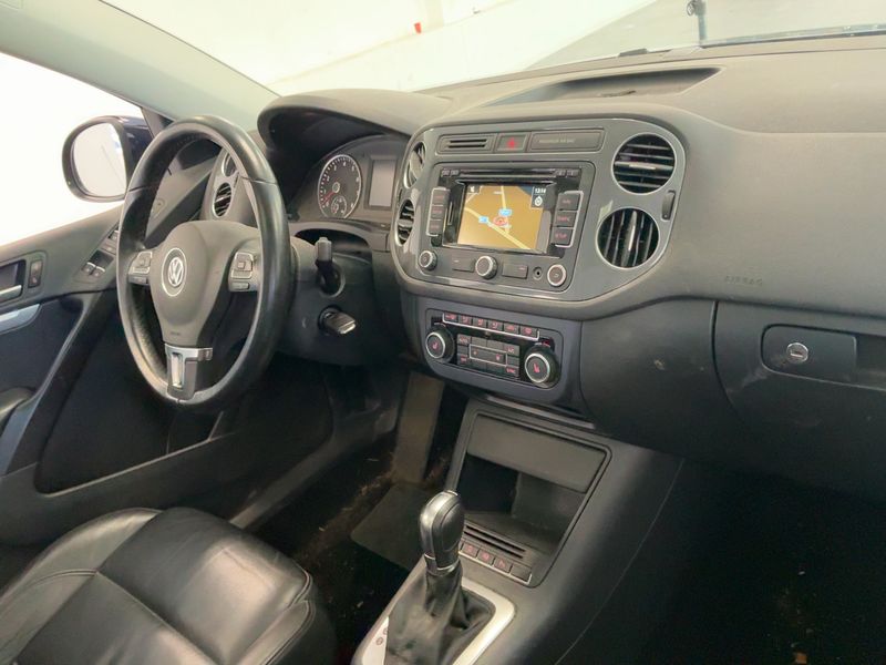 Volkswagen Tiguan 1.4 TSI Sport & Style BlueMotion Tech 2015 – снимка 17