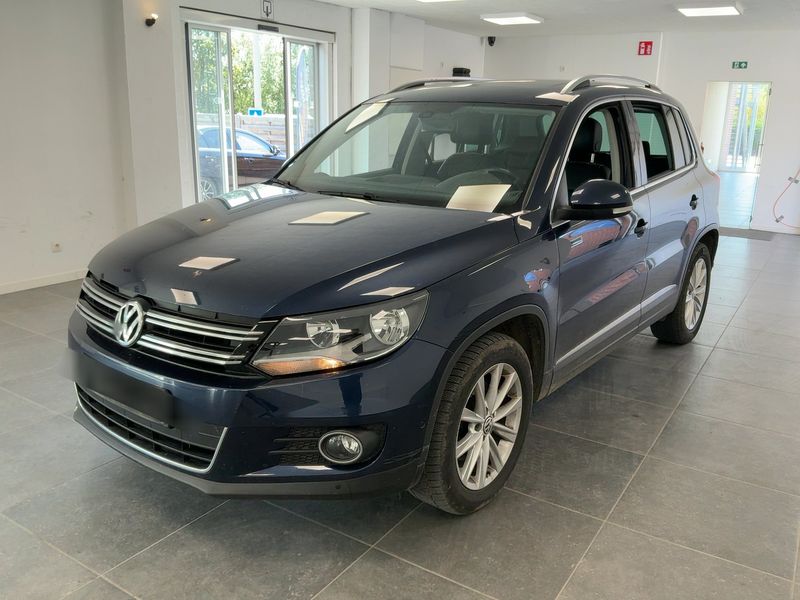 Volkswagen Tiguan 1.4 TSI Sport & Style BlueMotion Tech 2015 – снимка 1
