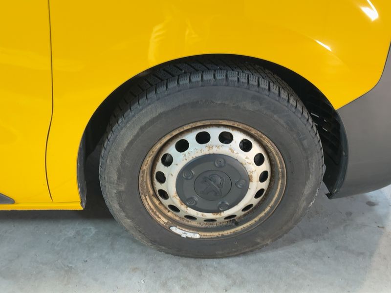 Peugeot Expert 1.5 Blue-HDi Pro Long 2020 – снимка 11