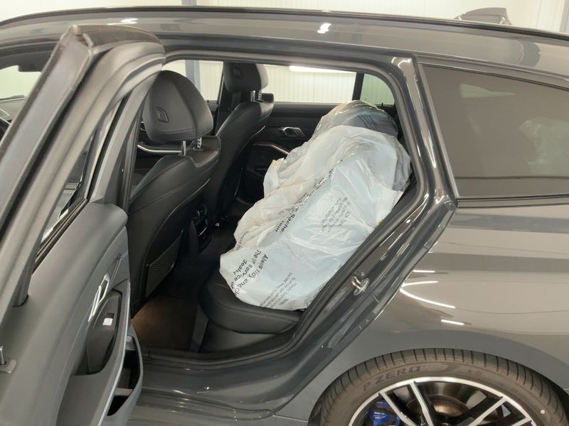 BMW 3er 330i xDrive M Sport 2021 – снимка 20