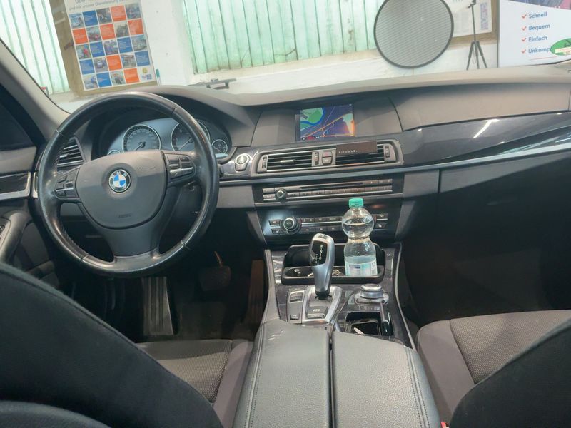BMW 5er 520d 2012 – снимка 18