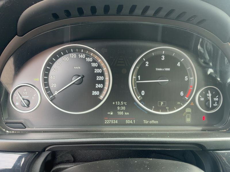 BMW 5er 520d 2012 – снимка 19