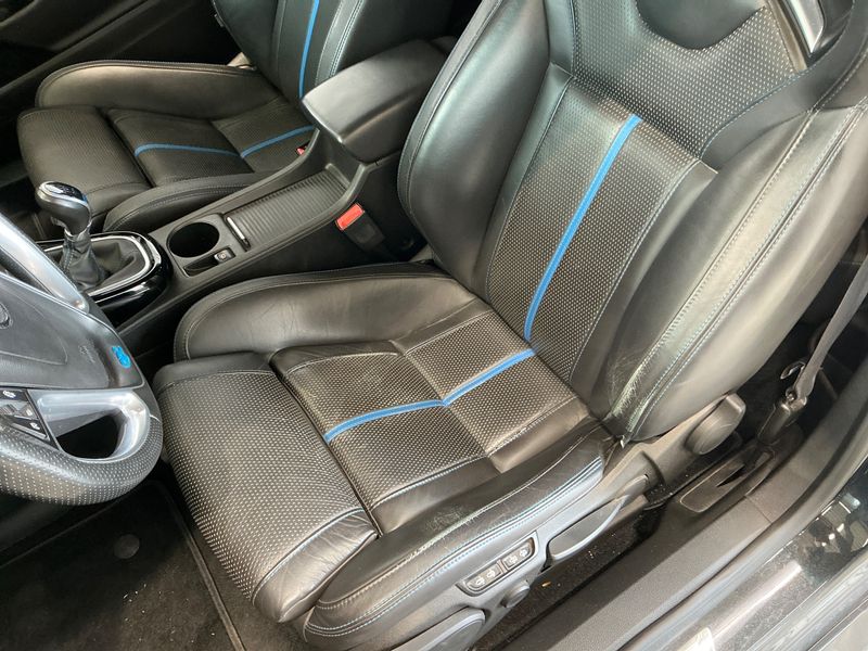 Opel Astra GTC 2.0 Turbo OPC 2015 – снимка 26