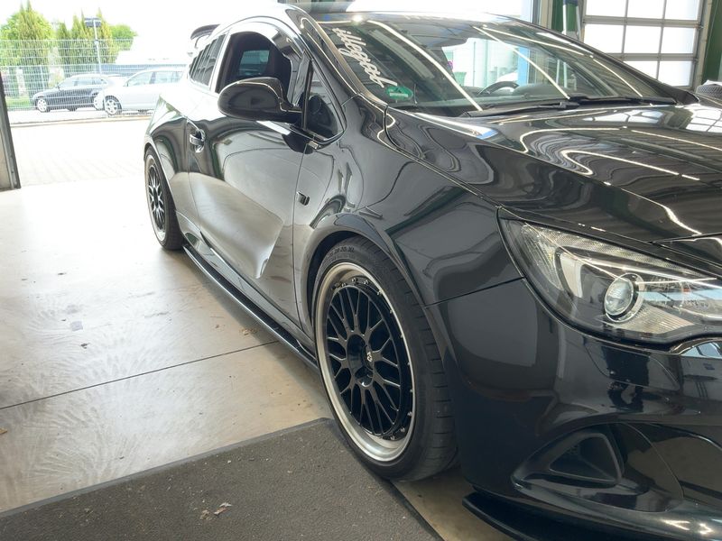 Opel Astra GTC 2.0 Turbo OPC 2015 – снимка 12