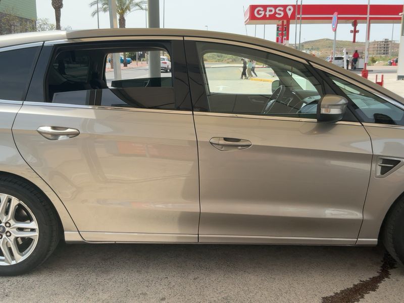 Ford S-Max 2.0 TDCi Titanium 2016 – снимка 10