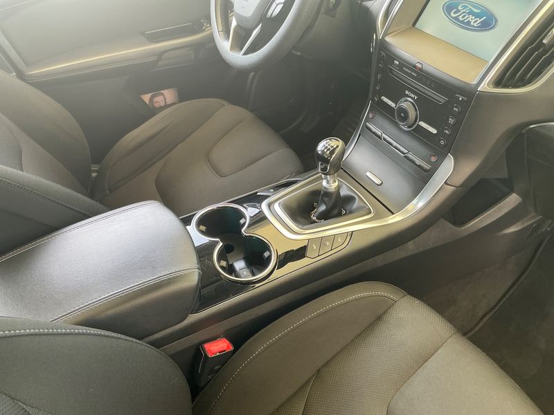 Ford S-Max 2.0 TDCi Titanium 2016 – снимка 25