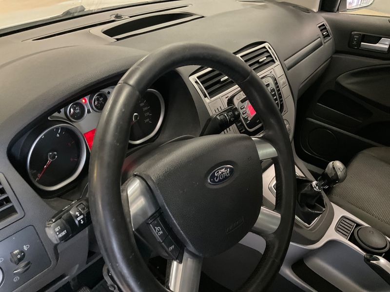 Ford Kuga 2.0 TDCi Trend 2010 – снимка 27