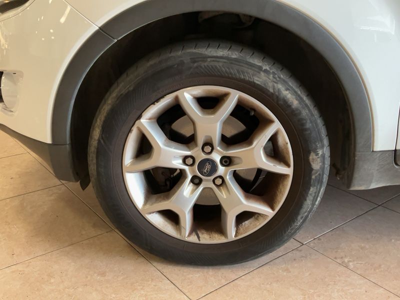 Ford Kuga 2.0 TDCi Trend 2010 – снимка 3