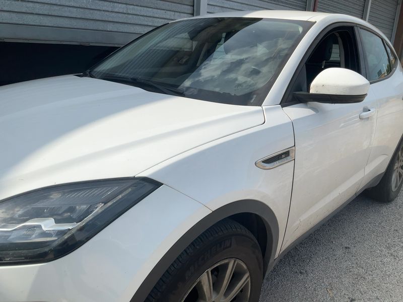 Jaguar E-Pace D150 S AWD 2018 – снимка 2