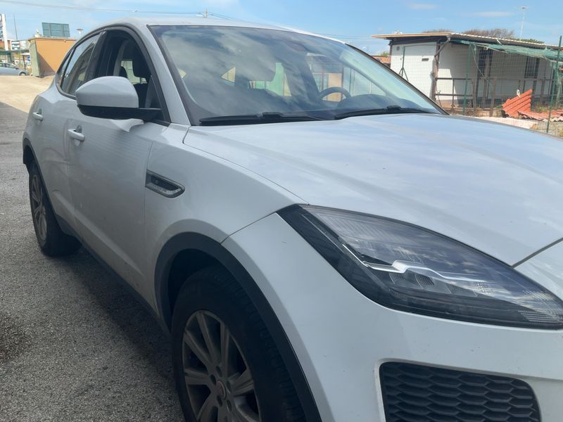 Jaguar E-Pace D150 S AWD 2018 – снимка 12