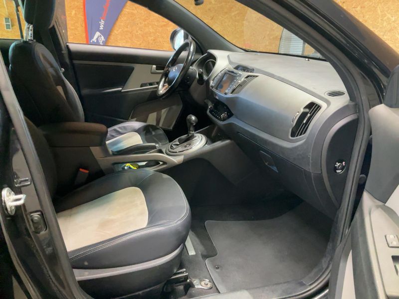 Kia Sportage 2.0 CRDi Platinum Edition 4WD 2014 – снимка 17