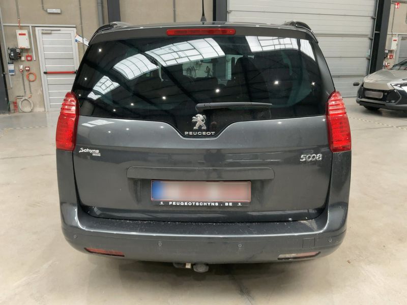 Peugeot 5008 1.6 HDi Style 2015 – снимка 7