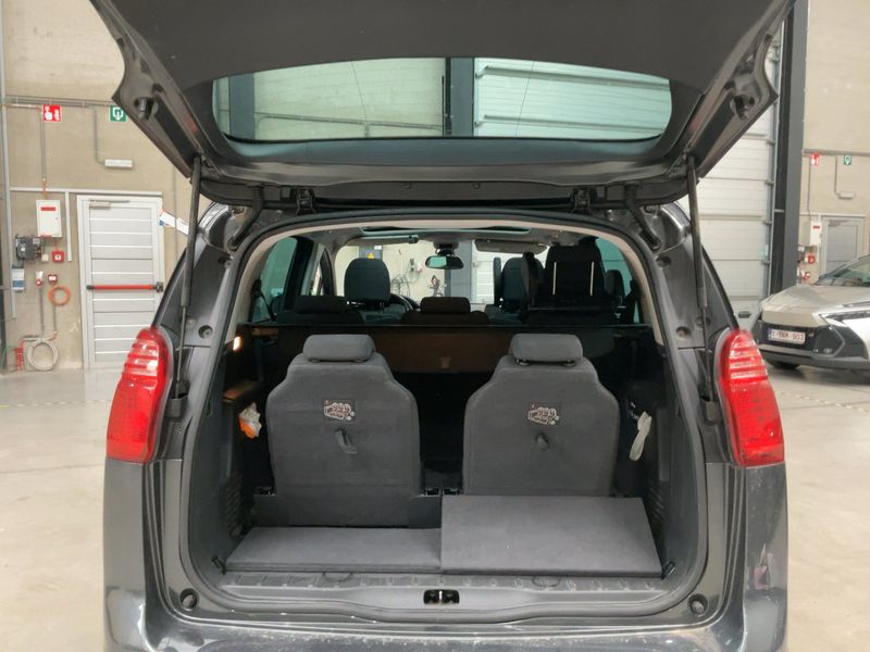 Peugeot 5008 1.6 HDi Style 2015 – снимка 15