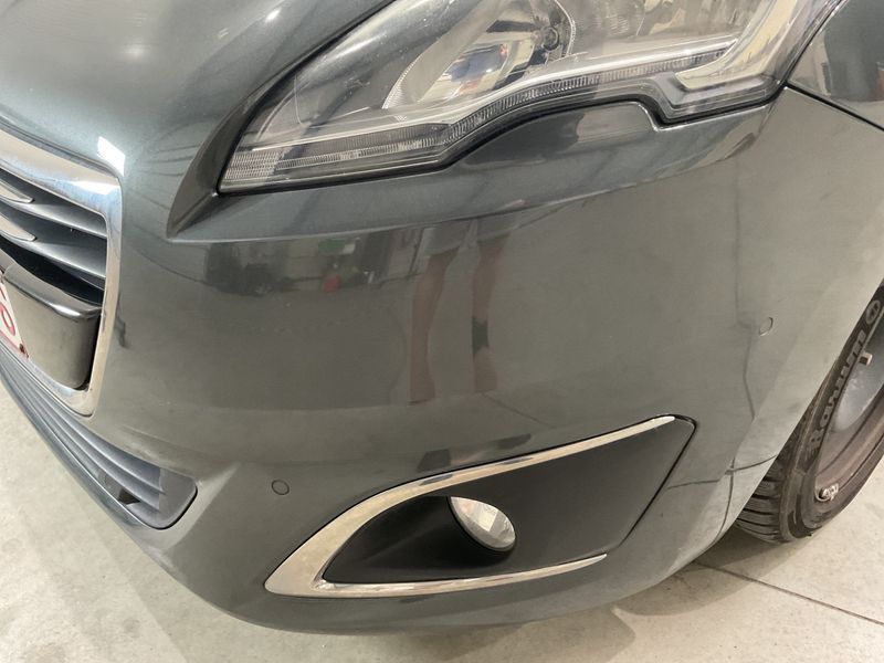 Peugeot 5008 1.6 HDi Style 2015 – снимка 35