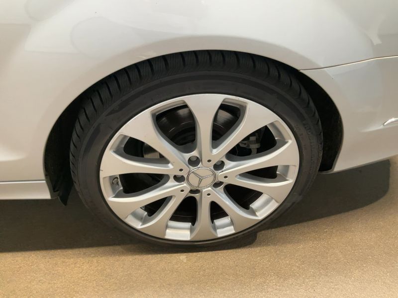 Mercedes-Benz C-Klasse C 220 CDI BlueEfficiency 2012 – снимка 5
