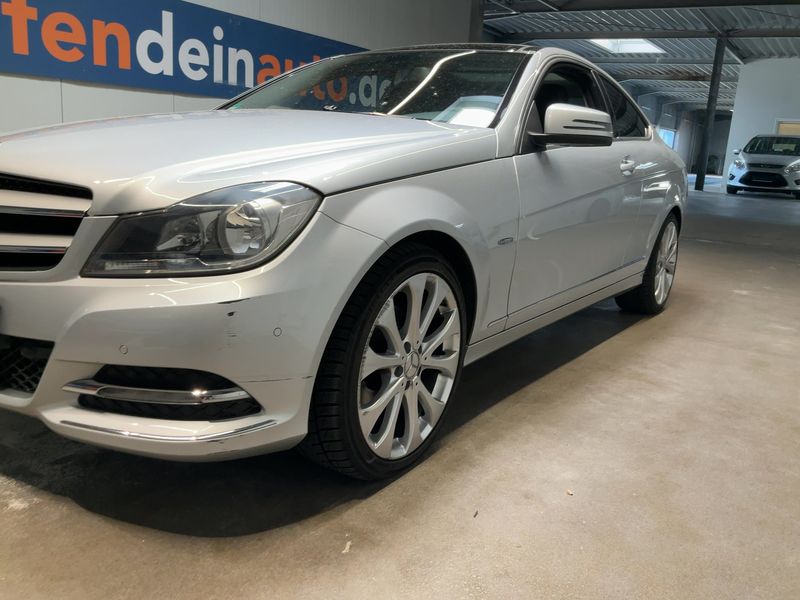 Mercedes-Benz C-Klasse C 220 CDI BlueEfficiency 2012 – снимка 2