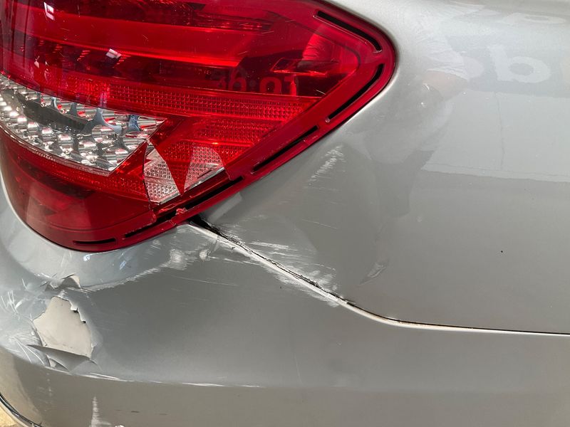 Mercedes-Benz C-Klasse C 220 CDI BlueEfficiency 2012 – снимка 22