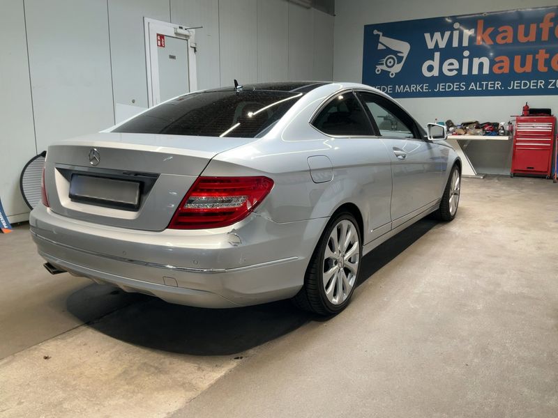 Mercedes-Benz C-Klasse C 220 CDI BlueEfficiency 2012 – снимка 6