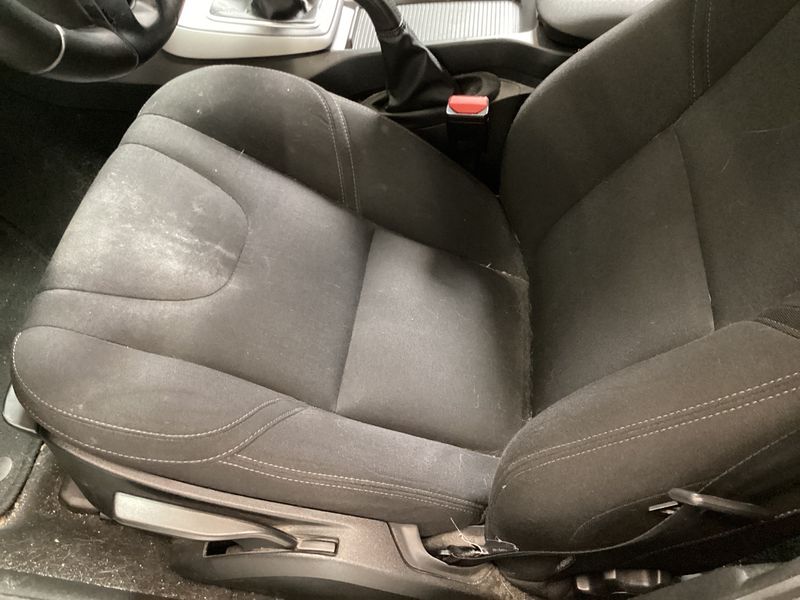 Volvo V40 2.0 D2 Kinetic 2017 – снимка 30