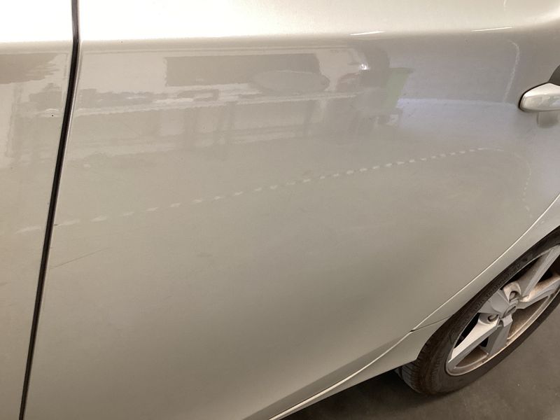 Volvo V40 2.0 D2 Kinetic 2017 – снимка 26