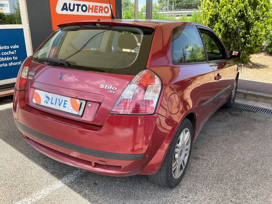 Fiat Stilo 1.6 Dynamic 2002 – снимка 2