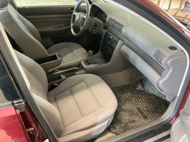 Audi A4 1.6 1999 – снимка 3